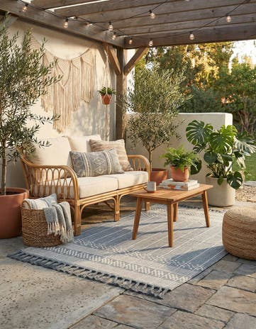 5' 1 x 8' Easy-Clean Eco Bohemian Indoor / Outdoor Rug