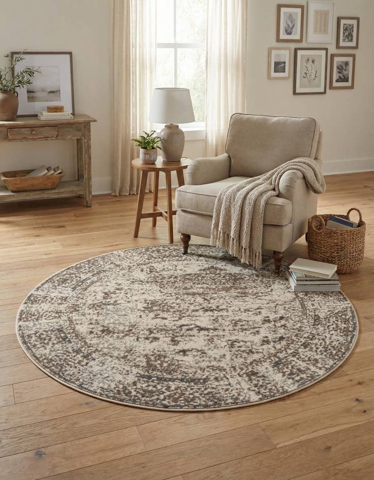 Detail image of 5' x 5' Sahara Round Rug