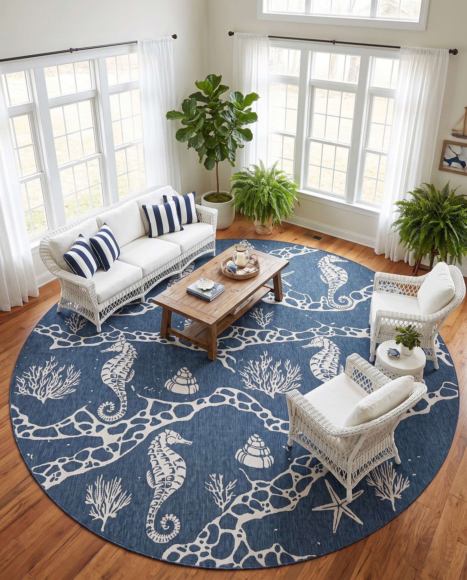 12' x 12' Easy-Clean Coastal Indoor / Outdoor Round Rug