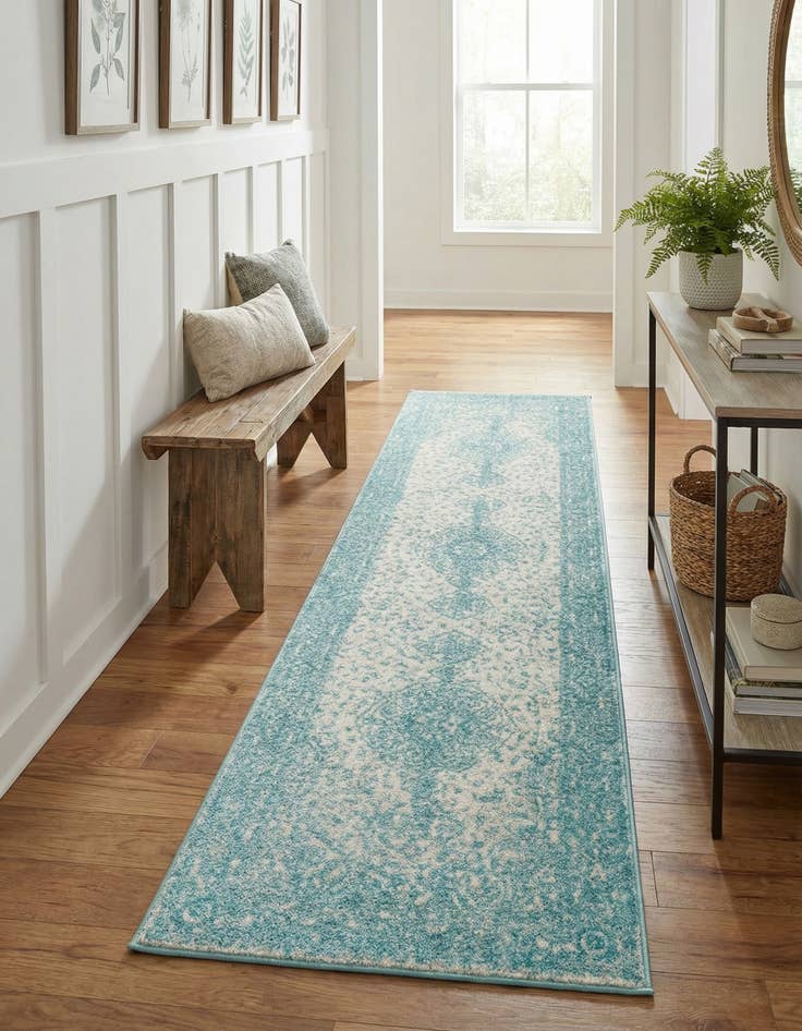 Detail image of 2' 7 x 10' Bexley Runner Rug