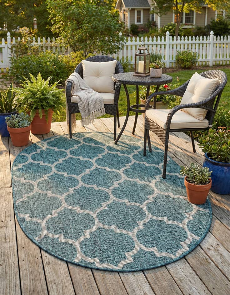 Detail image of 3' x 5' 3 Easy-Clean Trellis Indoor / Outdoor Oval Rug