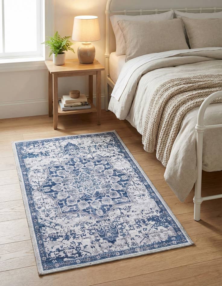 Detail image of  2' x 3'  Washable Francesca Rug