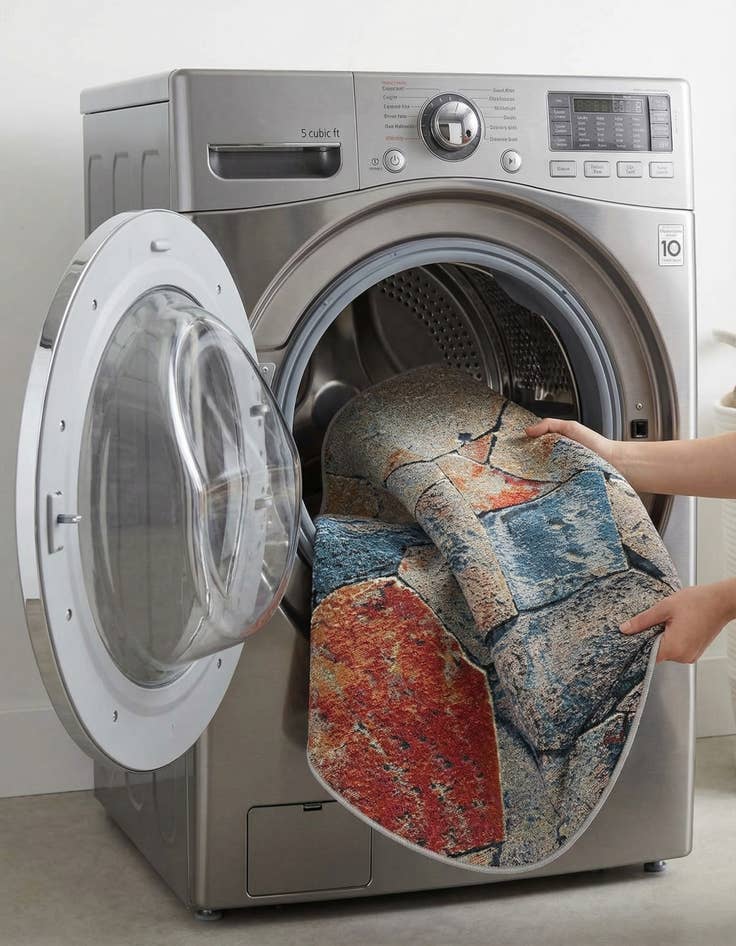 Detail image of  5' x 5'  Washable Modern Indoor / Outdoor Round Rug