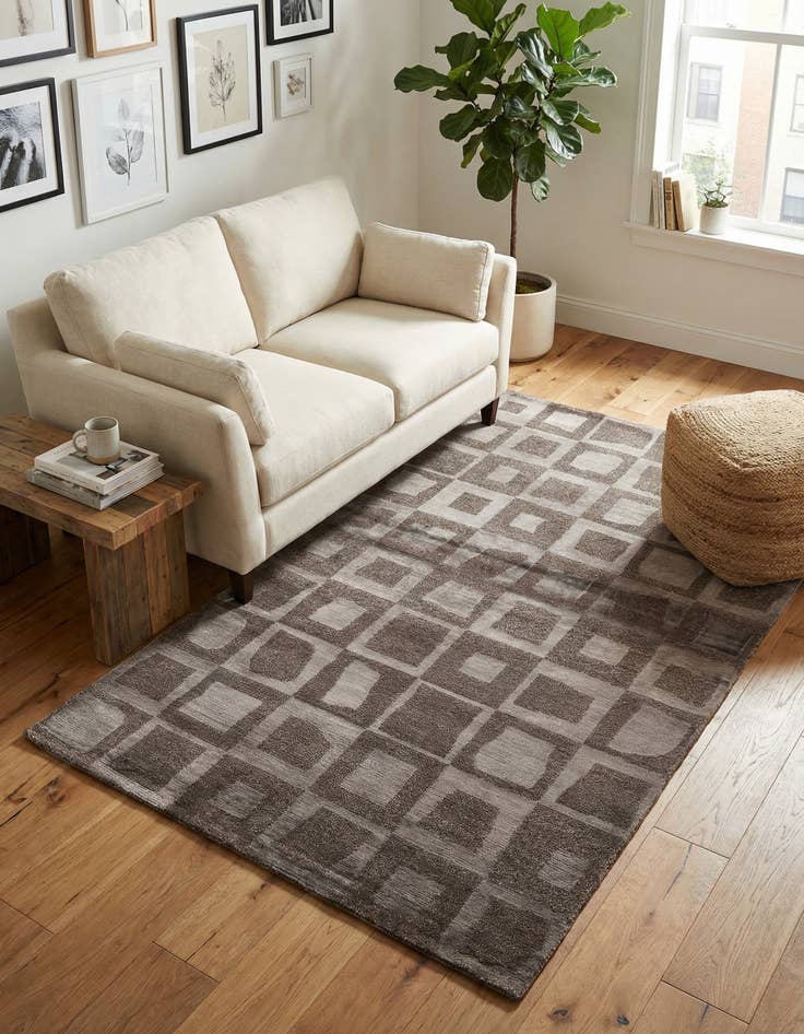 Detail image of 2' 11 x 5' 1  Hand Knotted Darya Wool Rug