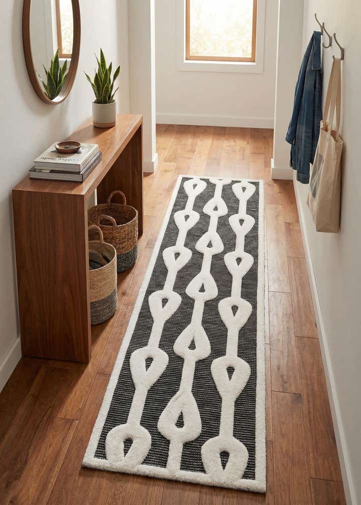 2' 7 x 10' Prismatic Runner Rug