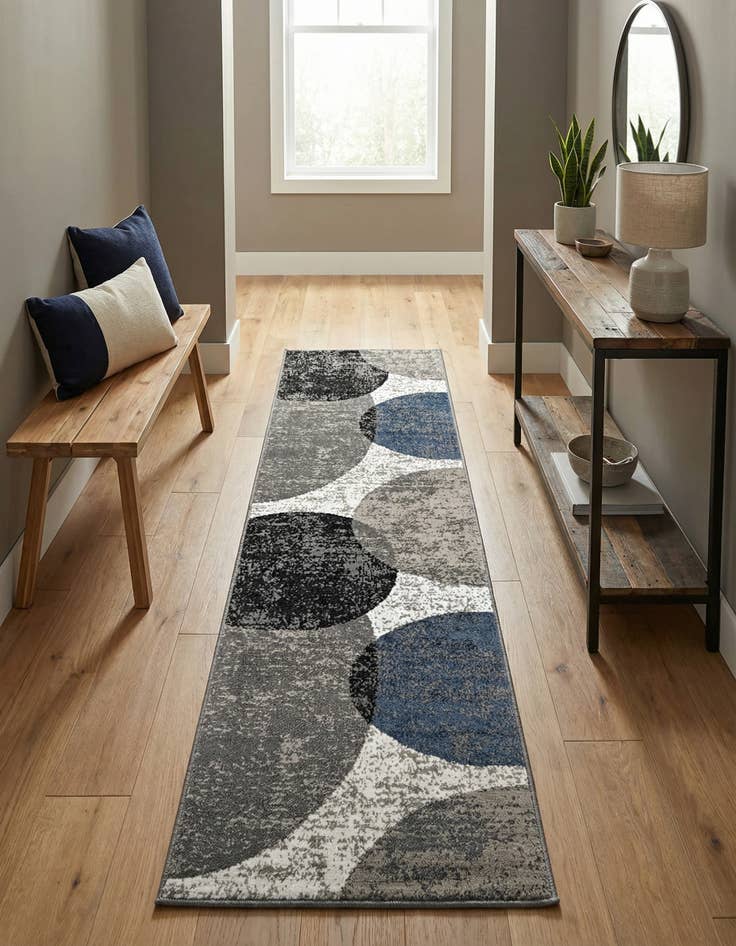 Detail image of 2' 7 x 10' Oslo Runner Rug