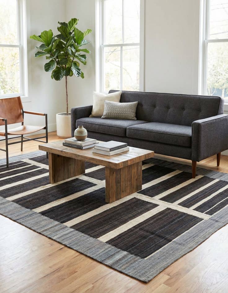 Detail image of 5' x 6' 4  Hand Woven Kilim Modern Wool Rug