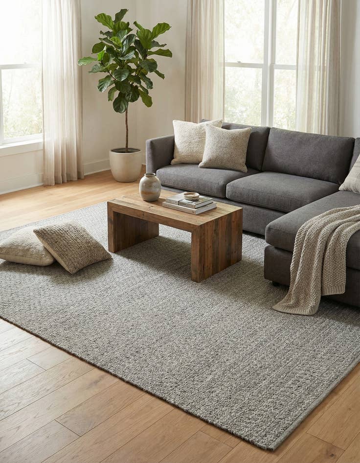 Detail image of 6' 1 x 9'  Hand Woven Lattice Wool Rug