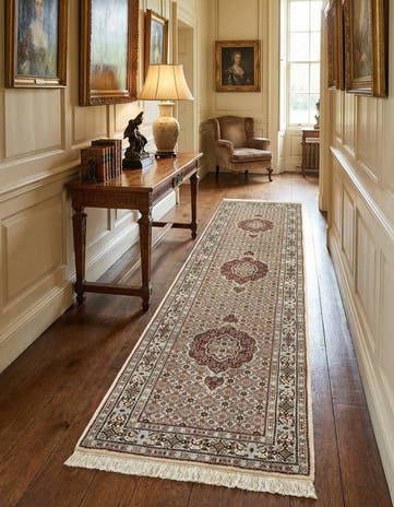 2' 8 x 9' 10 Mood Wool Runner Rug