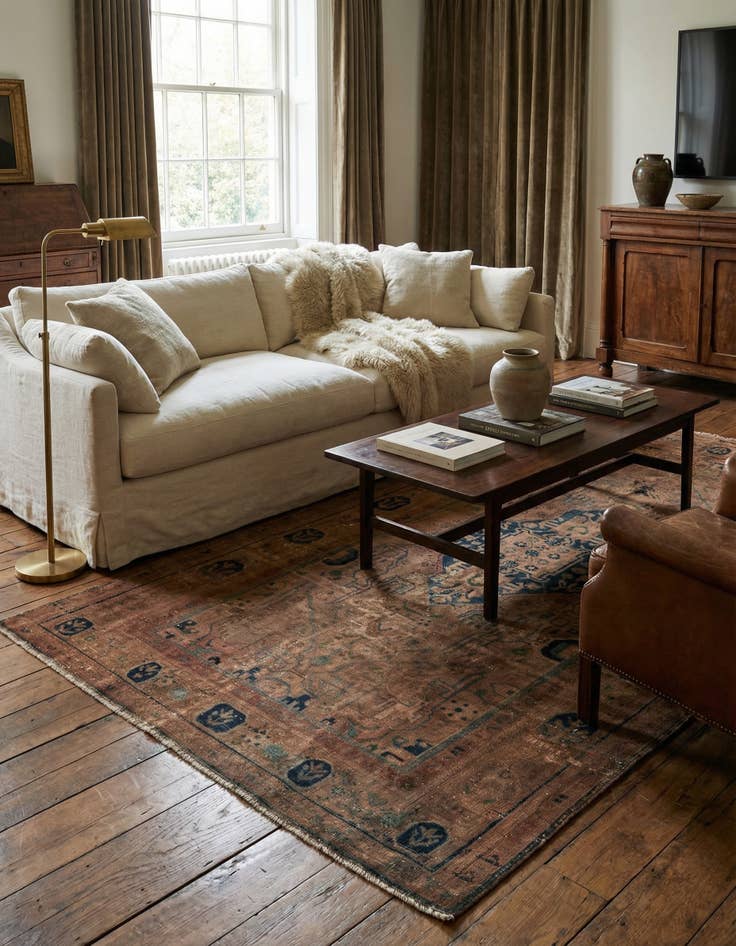 Detail image of 5' 6 x 10' 9 Hand Knotted Ultra Vintage Persian Wool Rug