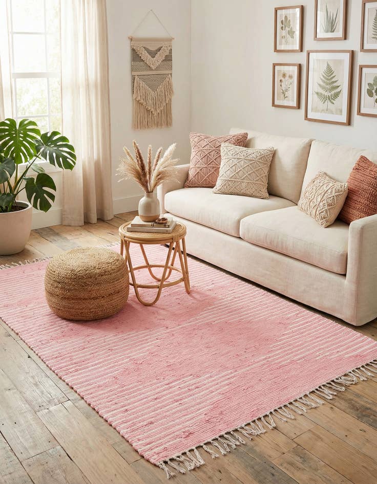 Detail image of 6' 1 x 9'  Hand Woven Chindi Cotton Rug