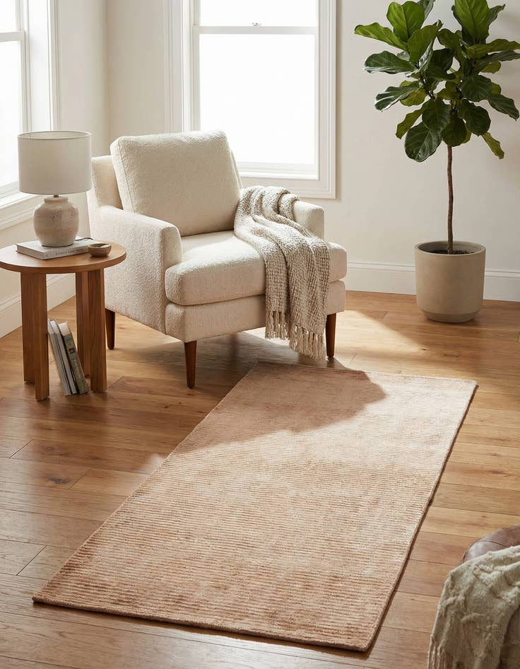 Detail image of 2' 7 x 5'  Hand Knotted Darya Wool Rug