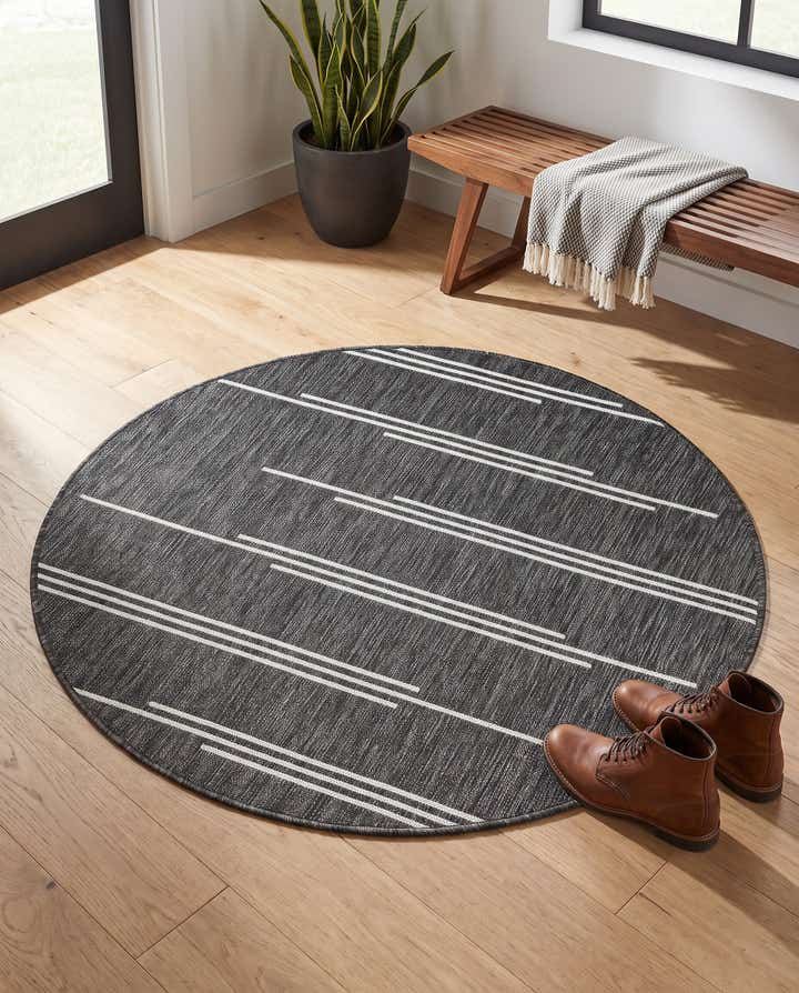 4' x 4' Easy-Clean Modern Indoor / Outdoor Round Rug