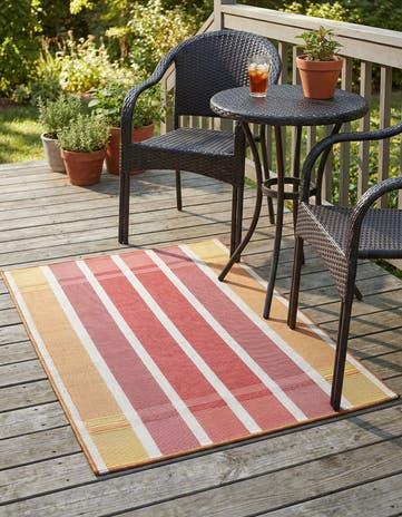 2' x 3' Easy-Clean Ribbon Indoor / Outdoor Rug