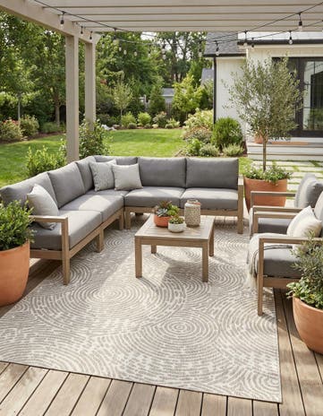 10' x 14' Easy-Clean Modern Indoor / Outdoor Rug
