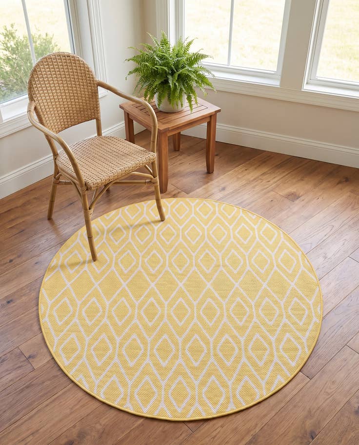 Detail image of 4' x 4' Easy-Clean Jill Zarin Turks and Caicos Indoor / Outdoor Round Rug