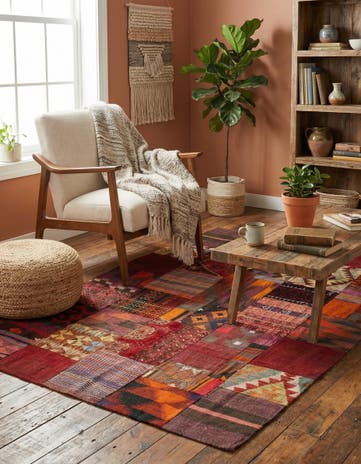 4' x 6' Hand Woven Kilim Patchwork Wool Rug