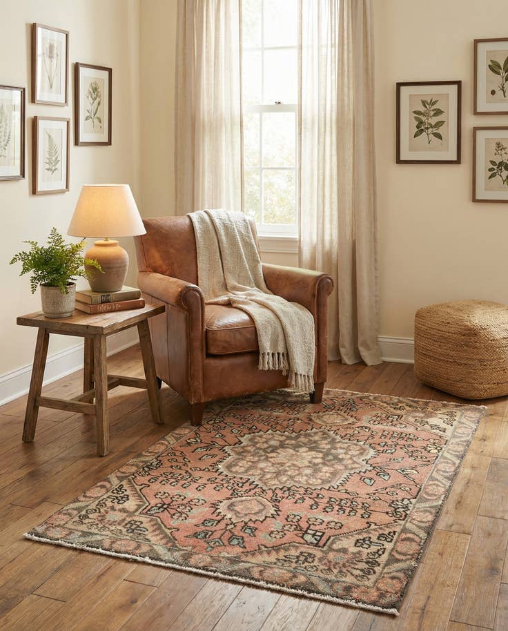 Detail image of 3' 1 x 4' 5 Hand Knotted Ultra Vintage Persian Wool Rug