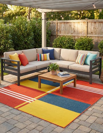 Easy-Clean Modern Indoor / Outdoor Square Rug
