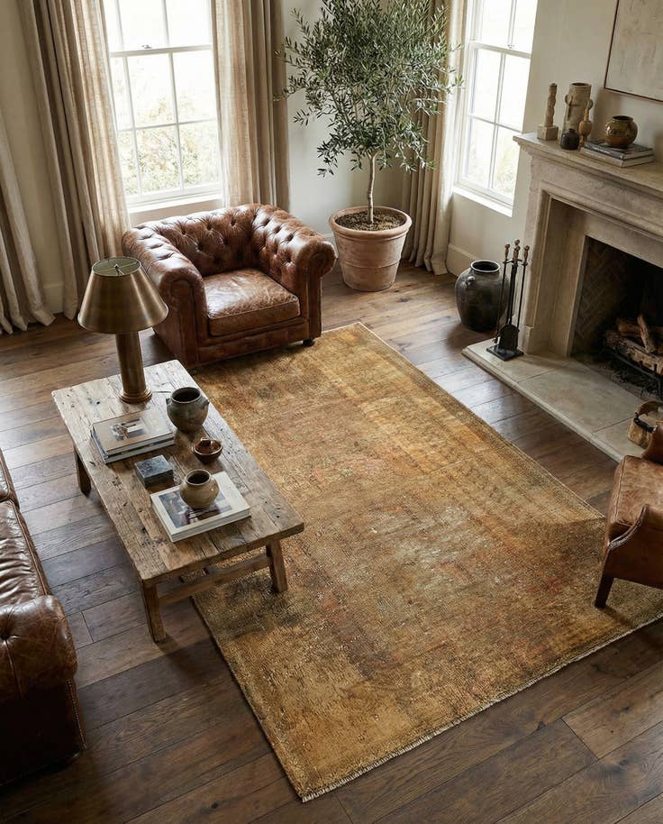 Detail image of 3' 11 x 6' 9 Vintage Rug