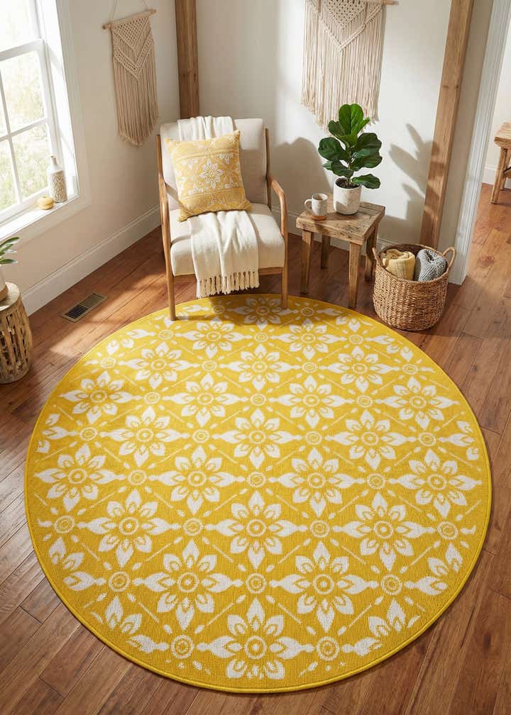 5' x 5' Easy-Clean Trellis Indoor / Outdoor Round Rug