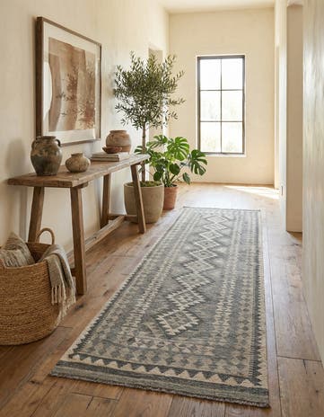 2' 9 x 9' 5 Hand Woven Kilim Maymana Wool Runner Rug