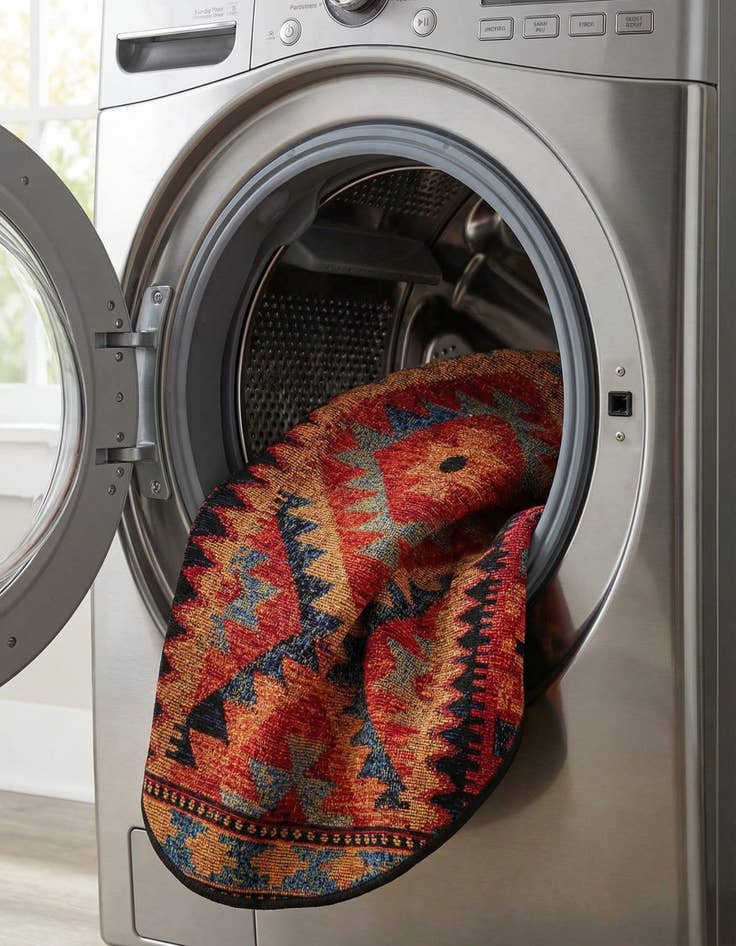 Detail image of 2' 2 x 3'  Washable Tribal Indoor / Outdoor Oval Rug