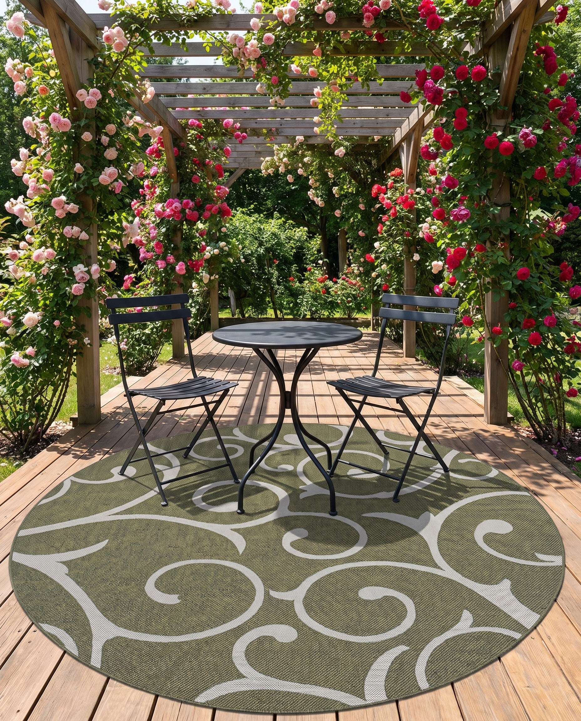 Green Easy-Clean Botanical Indoor / Outdoor Round Rug