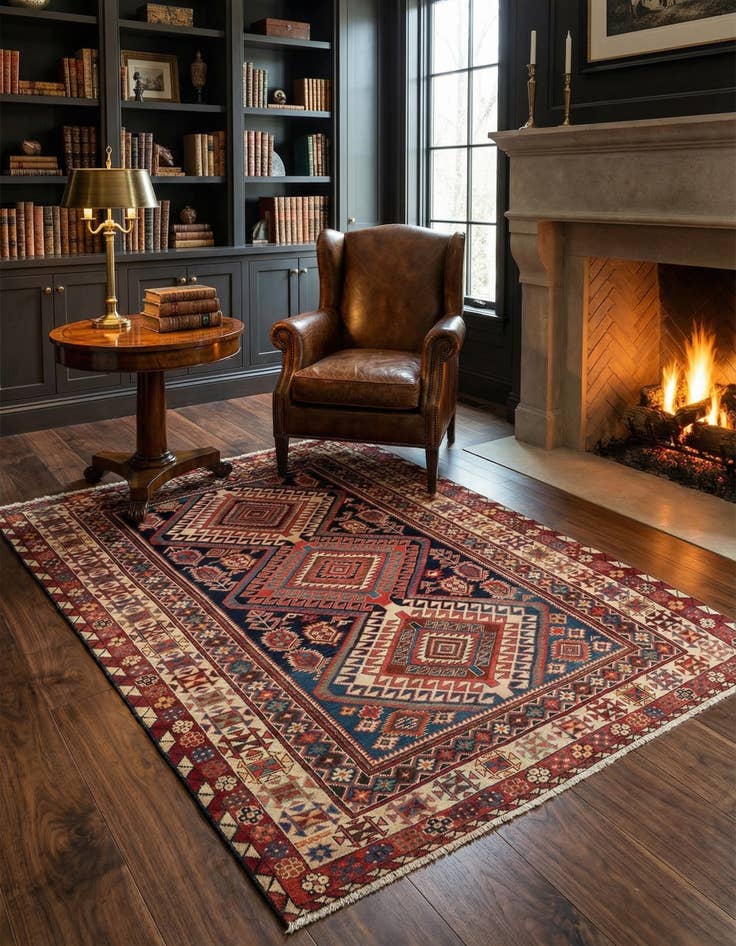 Detail image of 4' 1 x 5' 8 Schirwan Wool Rug