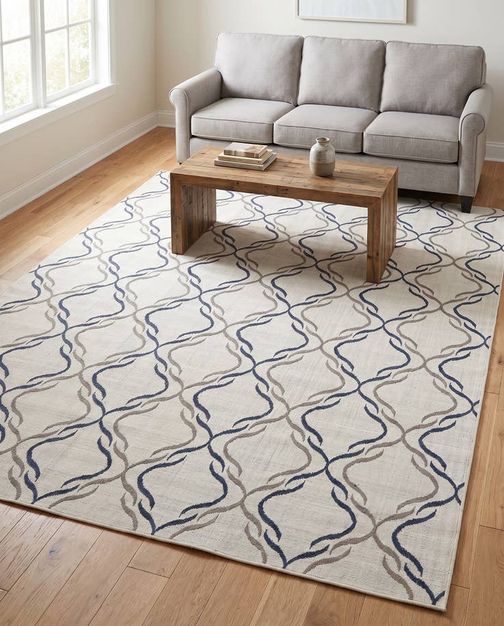 Detail image of 7' 10 x 10' Easy-Clean Lattice Indoor / Outdoor Rug