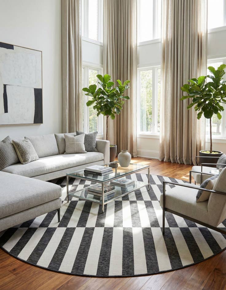 Detail image of 13' x 13'  Washable Striped Indoor / Outdoor Round Rug