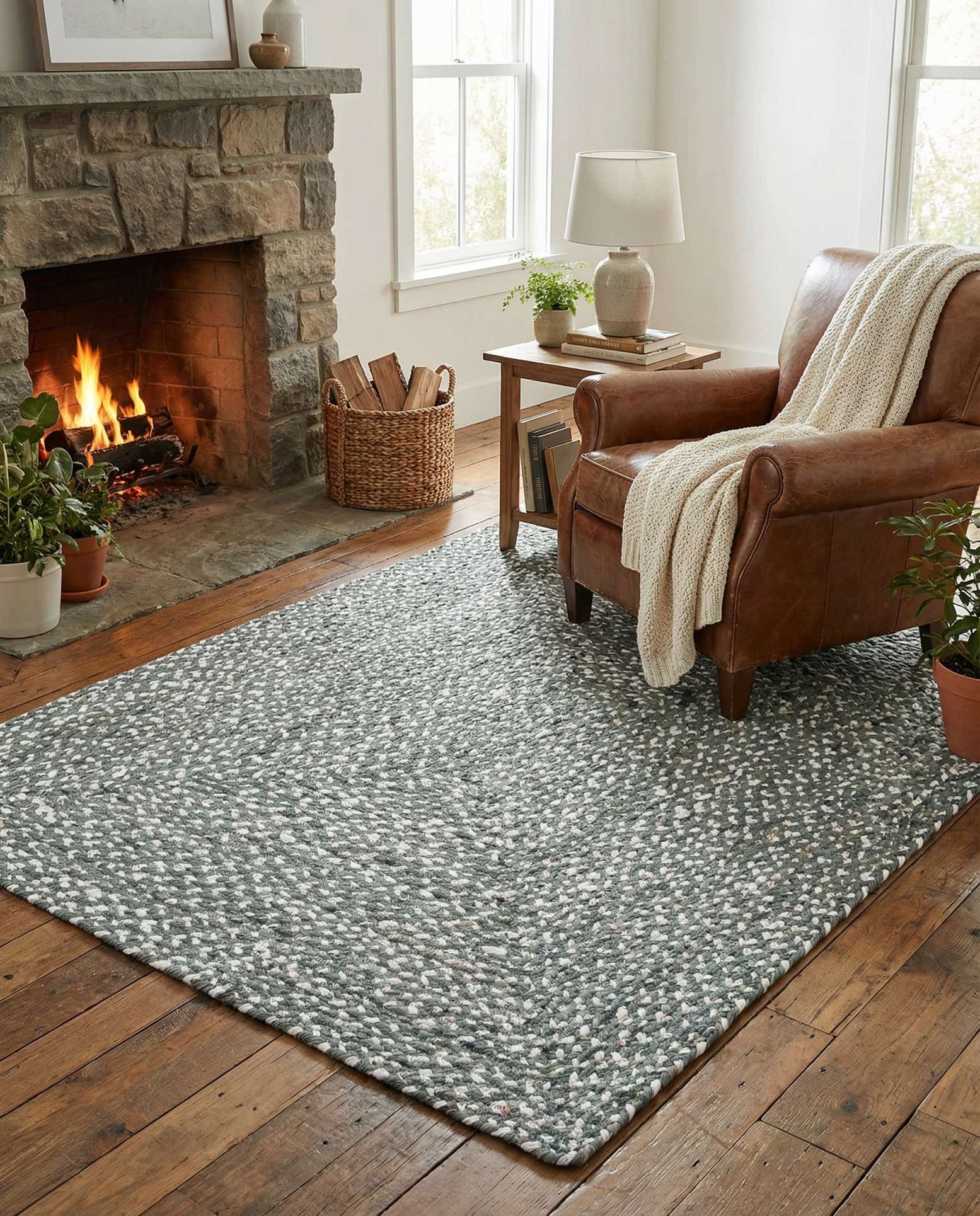 4' 1 x 5' Handmade Braided Chindi Rug