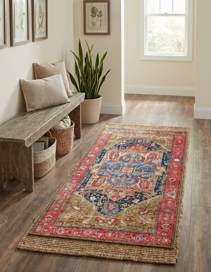 Detail image of 2' 7 x 5' 3  Washable Traditional Indoor / Outdoor Runner Rug