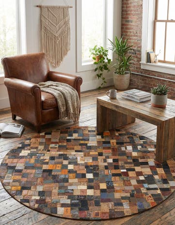 Black and Brown Jean Leather Tag Round Rug