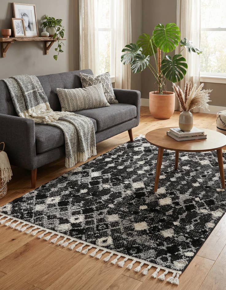 Detail image of 4' x 6' Cherokee Rug