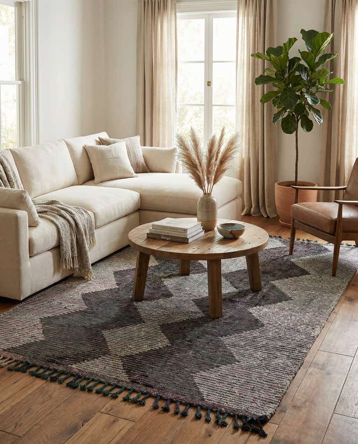 5' 5 x 8' Hand Knotted Moroccan Wool Rug