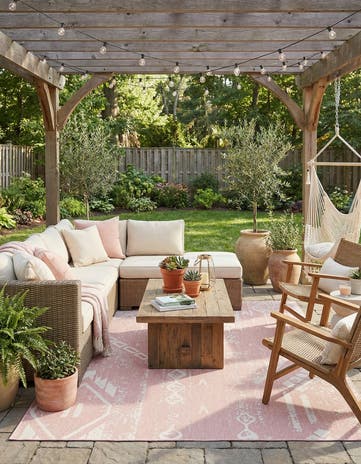7' 10 x 10' Easy-Clean Bohemian Indoor / Outdoor Rug