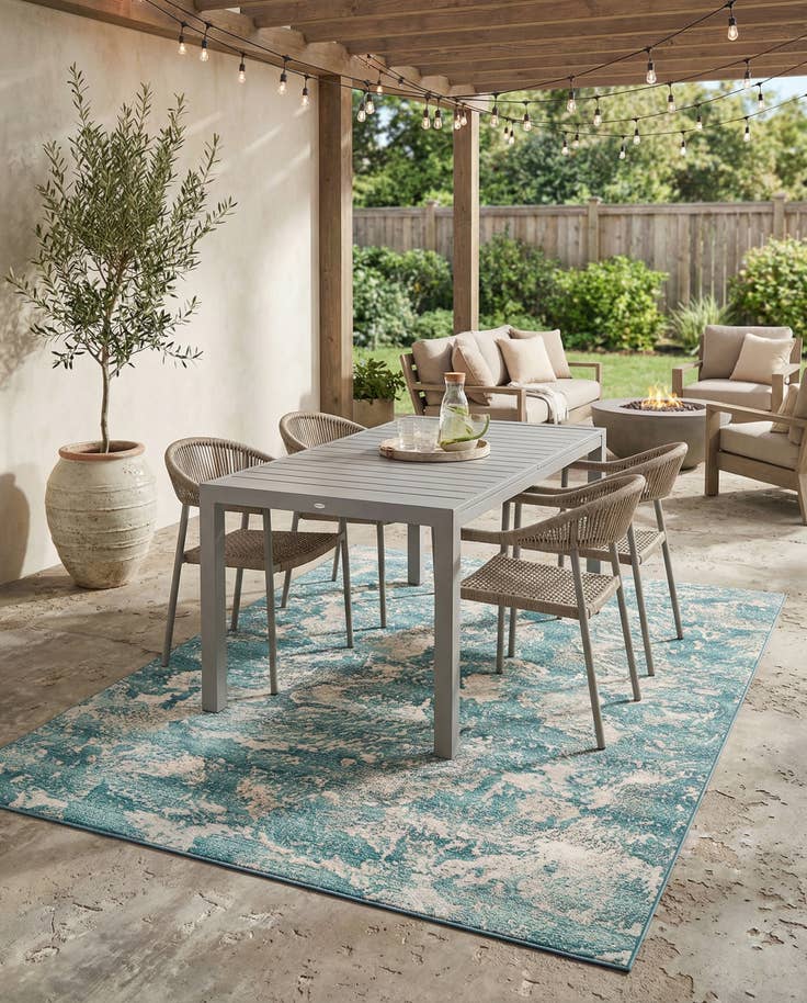 Detail image of 7' 10 x 10' Easy-Clean Modern Indoor / Outdoor Rug