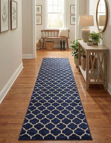 2' 7 x 19' 8 Lattice Runner Rug