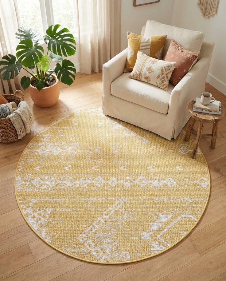 Detail image of 4' x 4' Easy-Clean Bohemian Indoor / Outdoor Round Rug