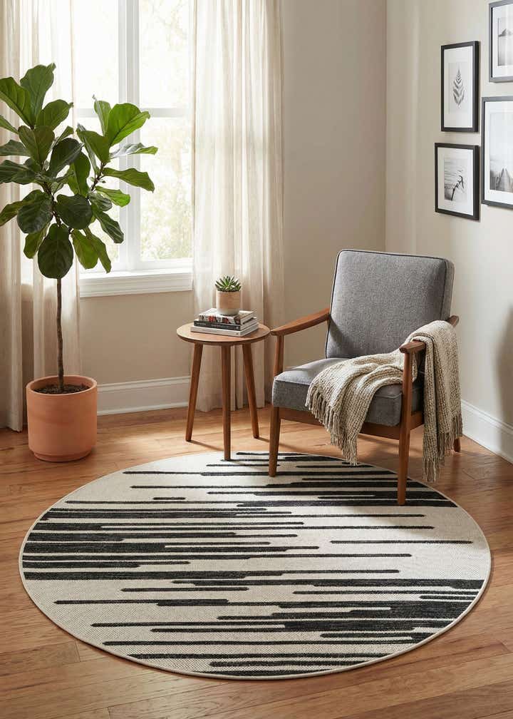 4' x 4' Easy-Clean Modern Indoor / Outdoor Round Rug