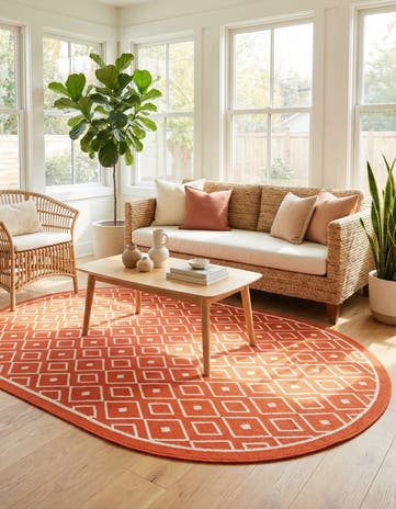 5' 3 x 8' Easy-Clean Lattice Indoor / Outdoor Oval Rug