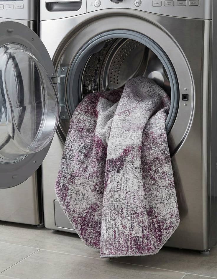 Detail image of 5' x 5'  Washable Yara Octagon Rug