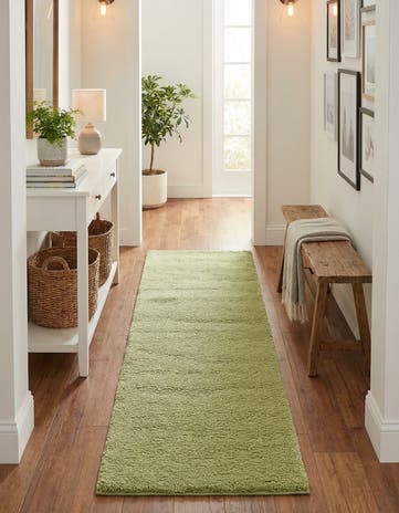 2' 2 x 6' 9 Solid Frieze Runner Rug
