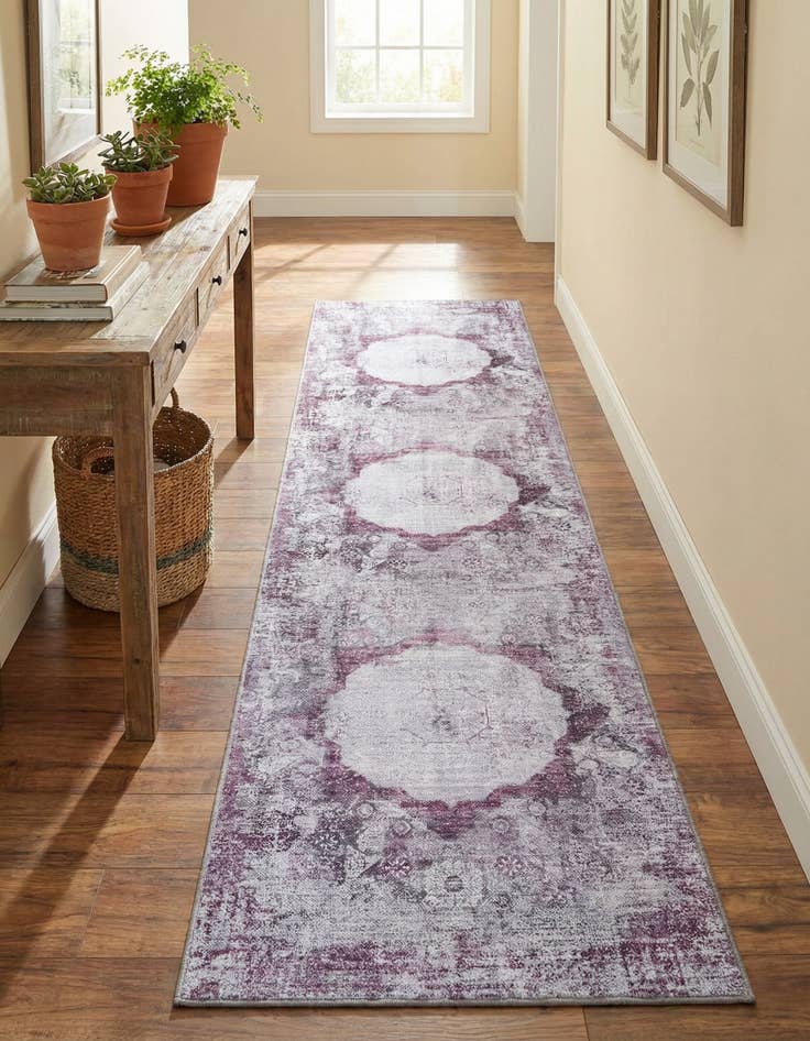 Detail image of  2' 7 x 10'  Washable Yara Runner Rug