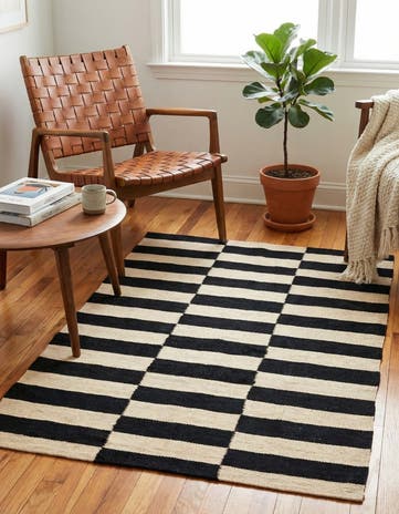 2' 8 x 4' Hand Woven Kilim Modern Wool Rug
