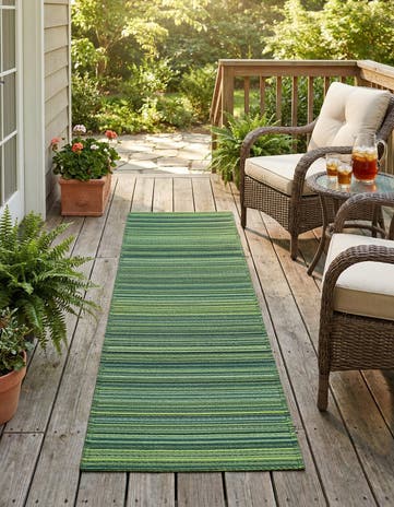 Green Easy-Clean Vista Breeze Indoor / Outdoor Runner Rug