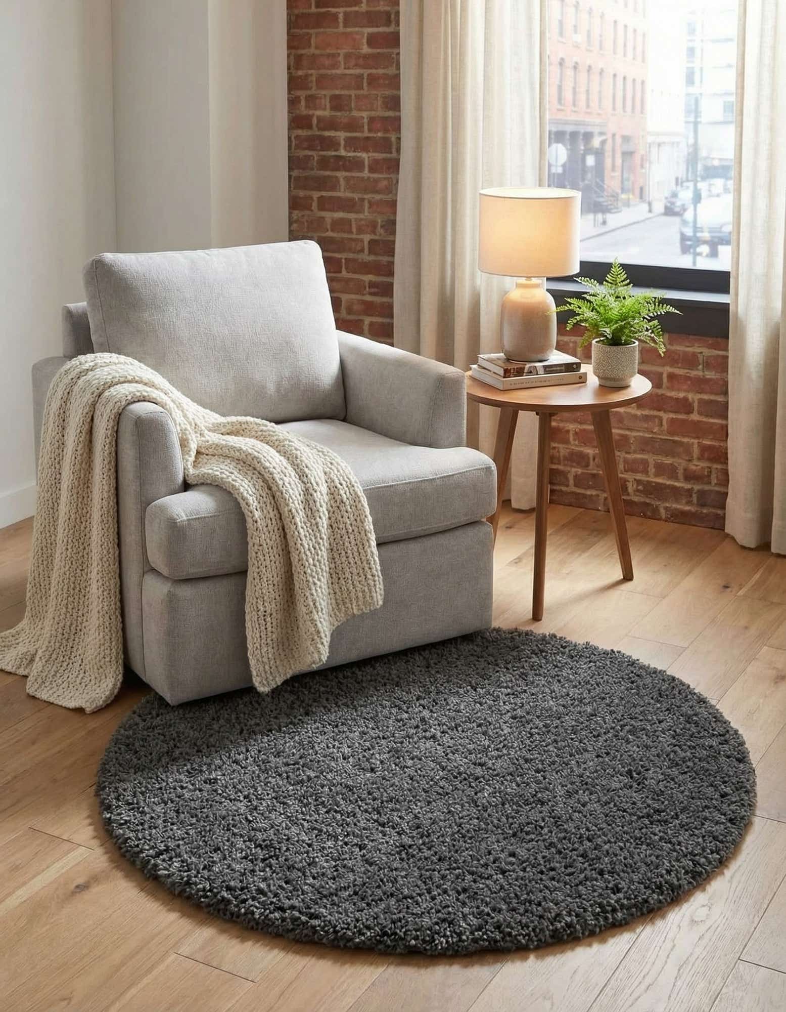 3' x 3' Solid Shag Round Rug
