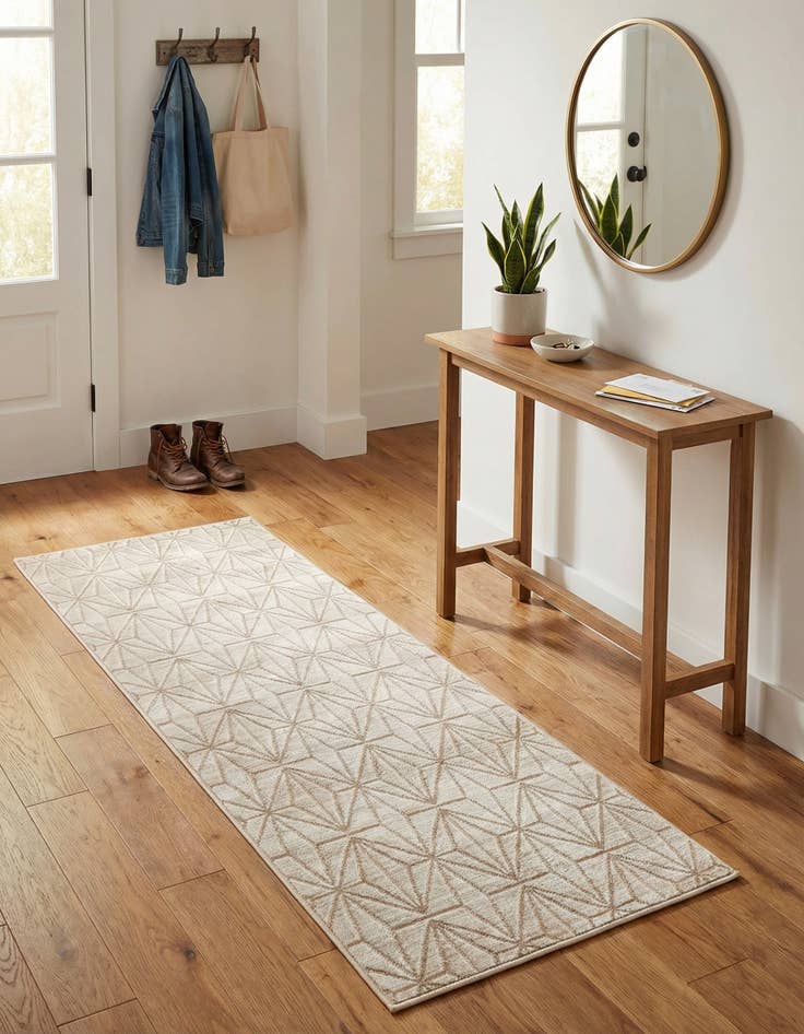 Detail image of Jill Zarin 2' x 5' Uptown Runner Rug