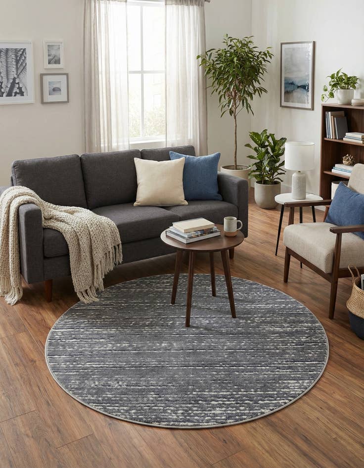 Detail image of 4' x 4' Oasis Round Rug